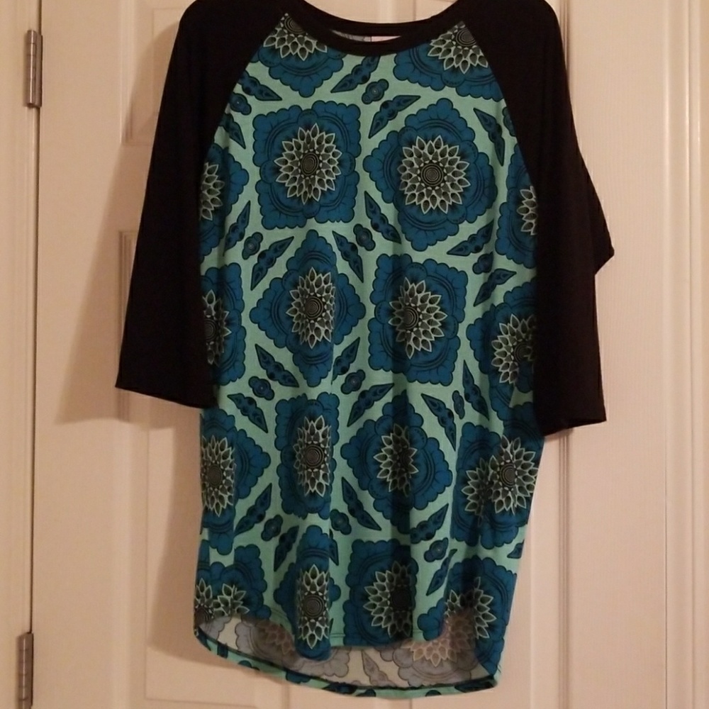 Lularoe Randy shirt